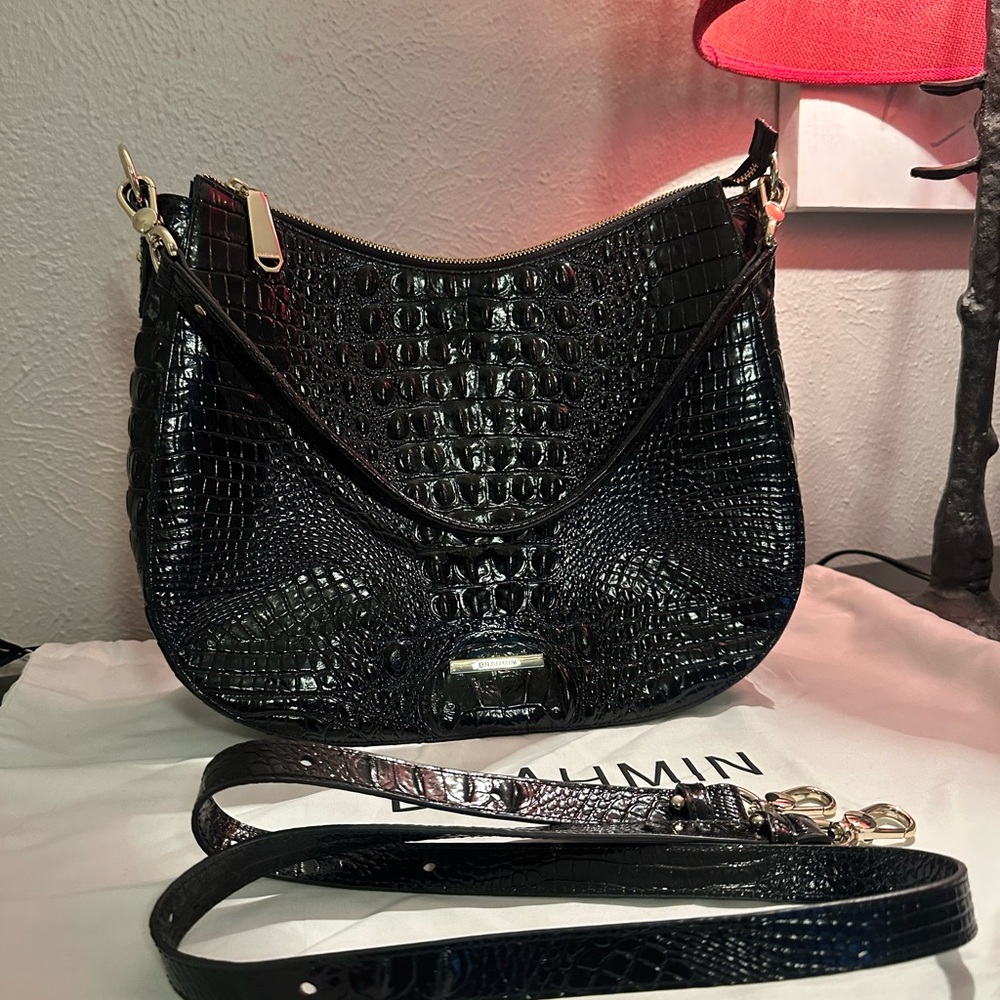 Brahmin Black Croc-Embossed Leather Shoulder Bag + Crossbody Strap – Like New 🖤